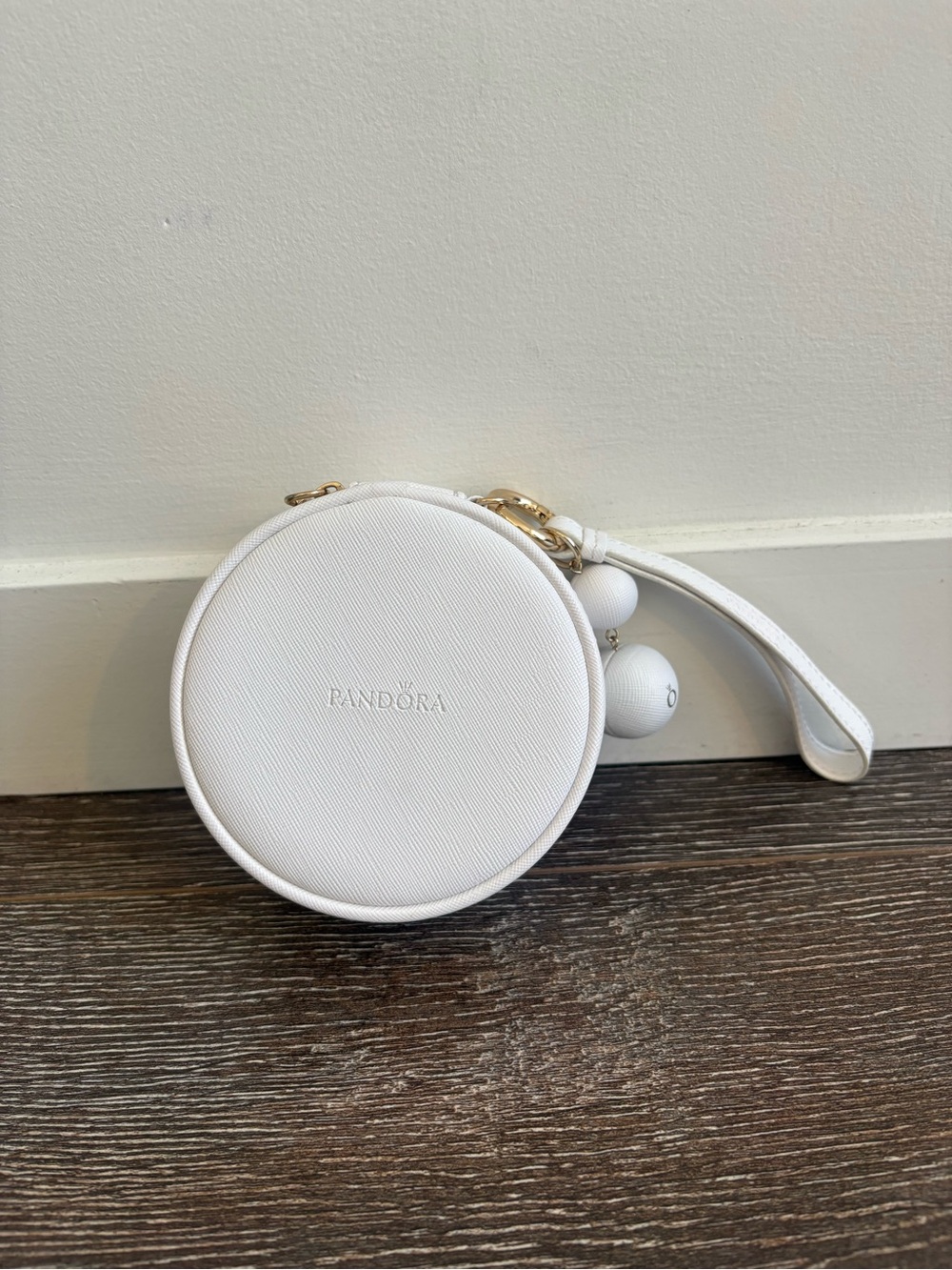 Pandora White Round Travel Jewellery Case